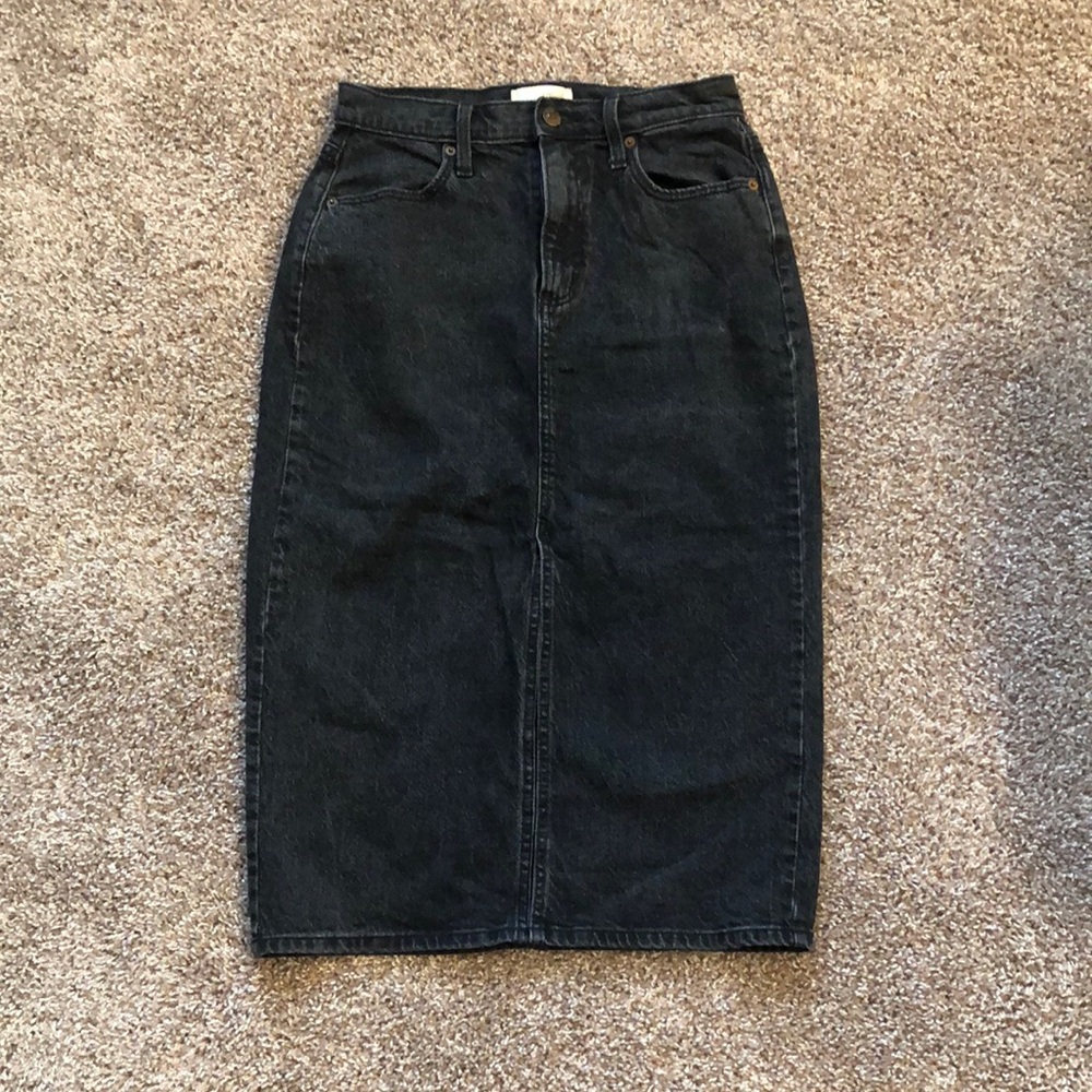 Universal Thread Black Denim Midi Skirt